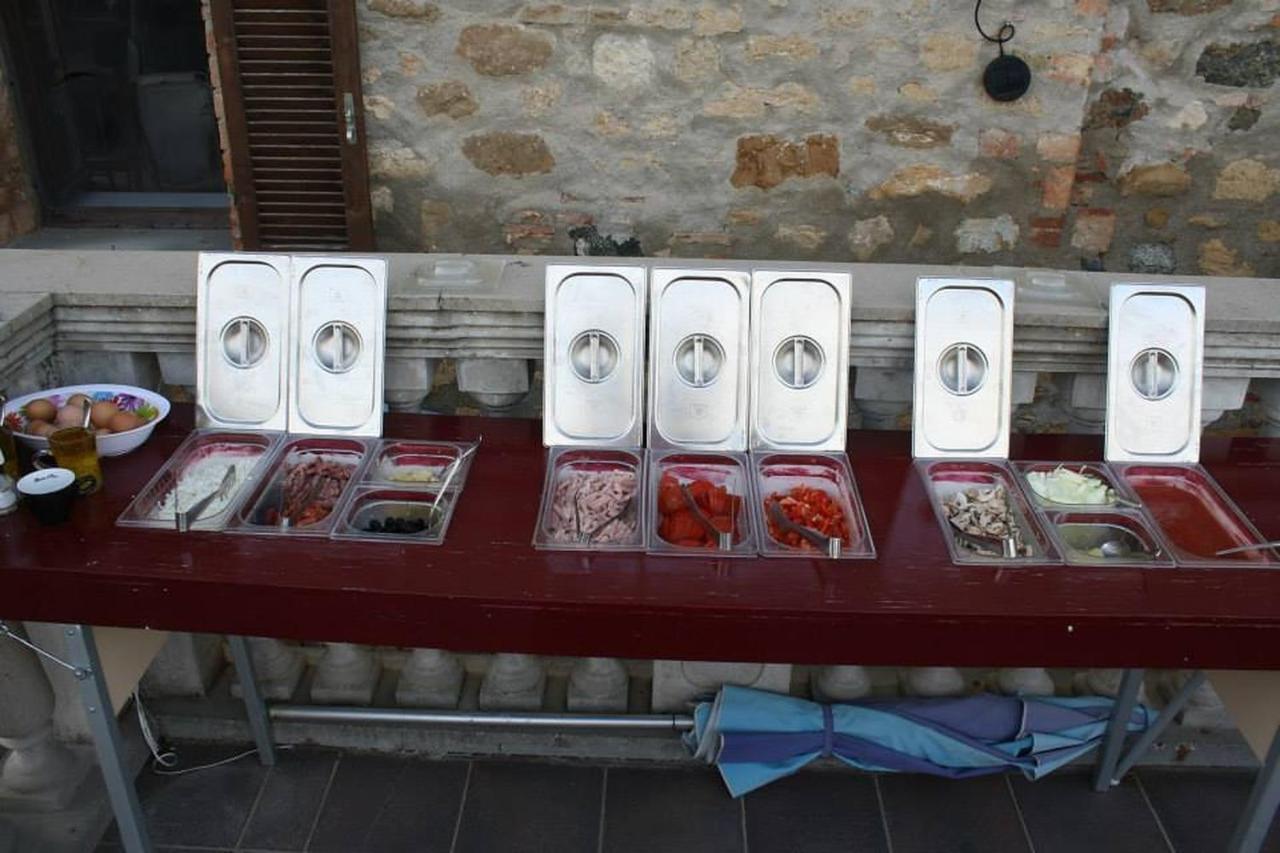 Lo Scricciolo Apartment Montecastelli Pisano Exterior foto